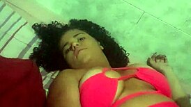 Oral pleasure for an amateur babe