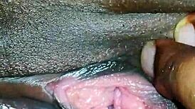 hornyzee masturbates her pussy with fingering