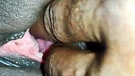 hornyzee masturbates her pussy with fingering