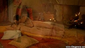 Her pussy tastes like oranges!