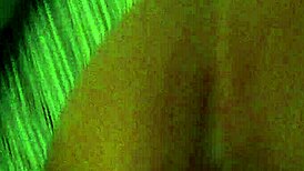 omg, this ebony babe takes monster cock doggystyle and gapes wide! 😍