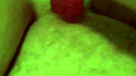 वाह, देखो ये BBW एमेच्योर बाथटब में डिल्डो चोदती! 🛁