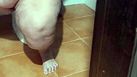 coolmarina cums in bathroom with me 😏