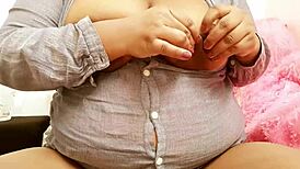 Sexy Indian Girl Showcases Her Big Tits and Boobs