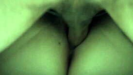 Impregnating my girlfriend with a deep creampie feels amazing