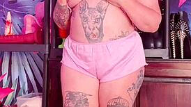 i'm teasin in silk pajamas, showin my big ass and tits