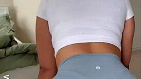 हॉट बड़ी गांड टीचर लेगिंग्स हॉल ऊप्स!