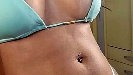 Gostosa Tarada Acordou Com Vontade De Dar O Cuzinho E Terminou Levando Gozada Na Buceta!