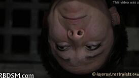 i'm watching this chick get her cunt prodded lustily