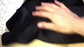 Mi Hermanastra Limpia y Me La Cojo en el Piso Antes de que Llegue Mamá, ¡Dice No al Sexo Casero! 😱