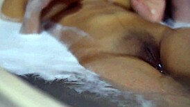 La Estudiante Besó Apasionadamente A Su Novio En El Apartamento Dejando En Claro Que La Noche Estaría Llena De Intensidad Y Conexión