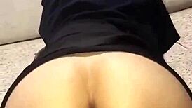 Mi Hermanastra Limpia y Me La Cojo en el Piso Antes de que Llegue Mamá, ¡Dice No al Sexo Casero! 😱