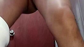 Mi pene depilado, ¿quieres verlo en acción con estos amateurs latinos?