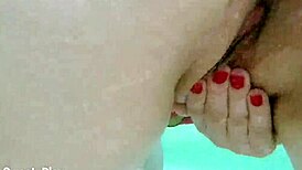 Watch me go extreme solo, masturbating underwater!