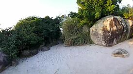 shibari at public beach with lordshibarifloripa feels so daring