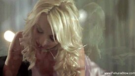 waking up to a hot blowjob from my lover 😍