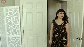 Oops I Forgot My Bag - Amateur Lesbian Rough Fucking with Goth Girl Lita Lecherous and BBW Sydney Screams