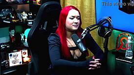 I watched Bia Ruiva bend over on the table