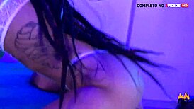 Caroleta roots shares hot guy with friend in delicious menage.