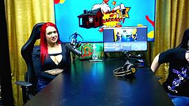 I watched Bia Ruiva bend over on the table