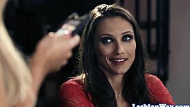 i am a secrit lesbian spy scissoring in a sexy trio with piercings