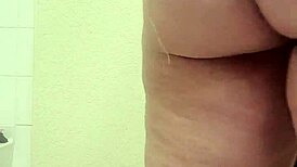 Pretty pink pussy Lil-Ryda seductively oils up her big ass and tits