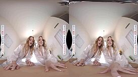 वे कहते हैं, वीआर में एक साथ दो चिक्स? केना और वेरोनिका के साथ।