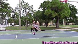 Party lesbians rub those pussies now!