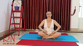 i’m so into nude yoga with regina noir, oops!