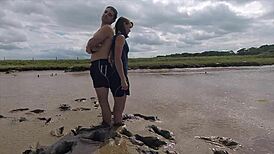 I messed up behind scenes with naked milf fucking