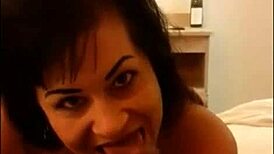 Chubby milf cheats on hubby with bbc blowjob 😏