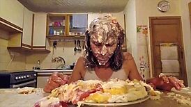 I messed up behind scenes with naked milf fucking