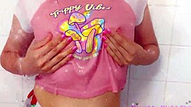 Fingering Wet Pussy And Teasing Big Ass