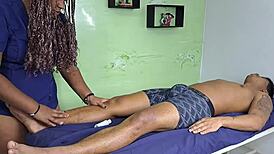 Masajista Gives Hot Massage Until I'm Aroused