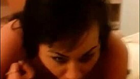 Chubby milf cheats on hubby with bbc blowjob 😏