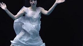 Andrejka does astonishing underwater moves in the pool