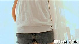 i'm slurping a huge dong