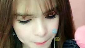 Em Nguyệt Hotgirl Teases on Uplive Livestream