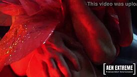 dominants jamie and victoria teaching naive luna luxx to dominate partners