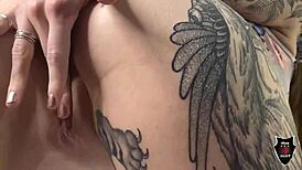 Penny Archer's Fat Inked Ass Bounces During Hard Fuck with Rome Major