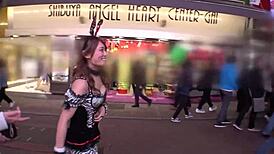 川崎のハロウィンイベント帰りの鬼かわコスプレギャルをゲット！渋谷で遊び歩くパリピ特有のノリで向こうからキスされ戸惑う田舎者男優www情けない姿を払拭するためにガンガン腰を振りまくりの巻 https bit ly 3h6hkav