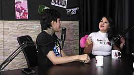 she would have open relationship he responds bad in bed finds swing house repulsive what sex means dj rafa loira mateus hwang sheer red