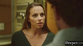 i'm abigale mac fuckin my yung employe in the bathrom for a facal