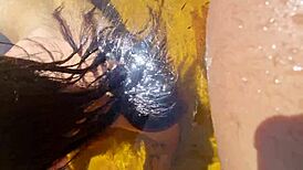 Na Praia Novinha Shy to Keep Sucking with Strangers Watching at Halloween