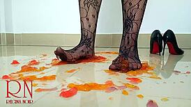 Sweet jeles in high heels backstage