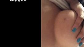 i love ketlyd d showing her big tits on ig live