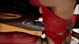 Cute alejita gifts her big ass and tits to ecuador milfs.