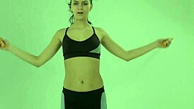 Larisa Dolina Amazes With Her Flexible Stretching And Acrobatic Workout