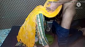 सिमरन फुसफुसाती जल्दी चोदो कोई आ न जाए