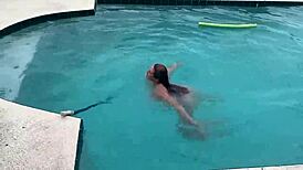 Gorgeous Latina maid La Paisa cleans pool, sucks dick, caught by neighbor in POV